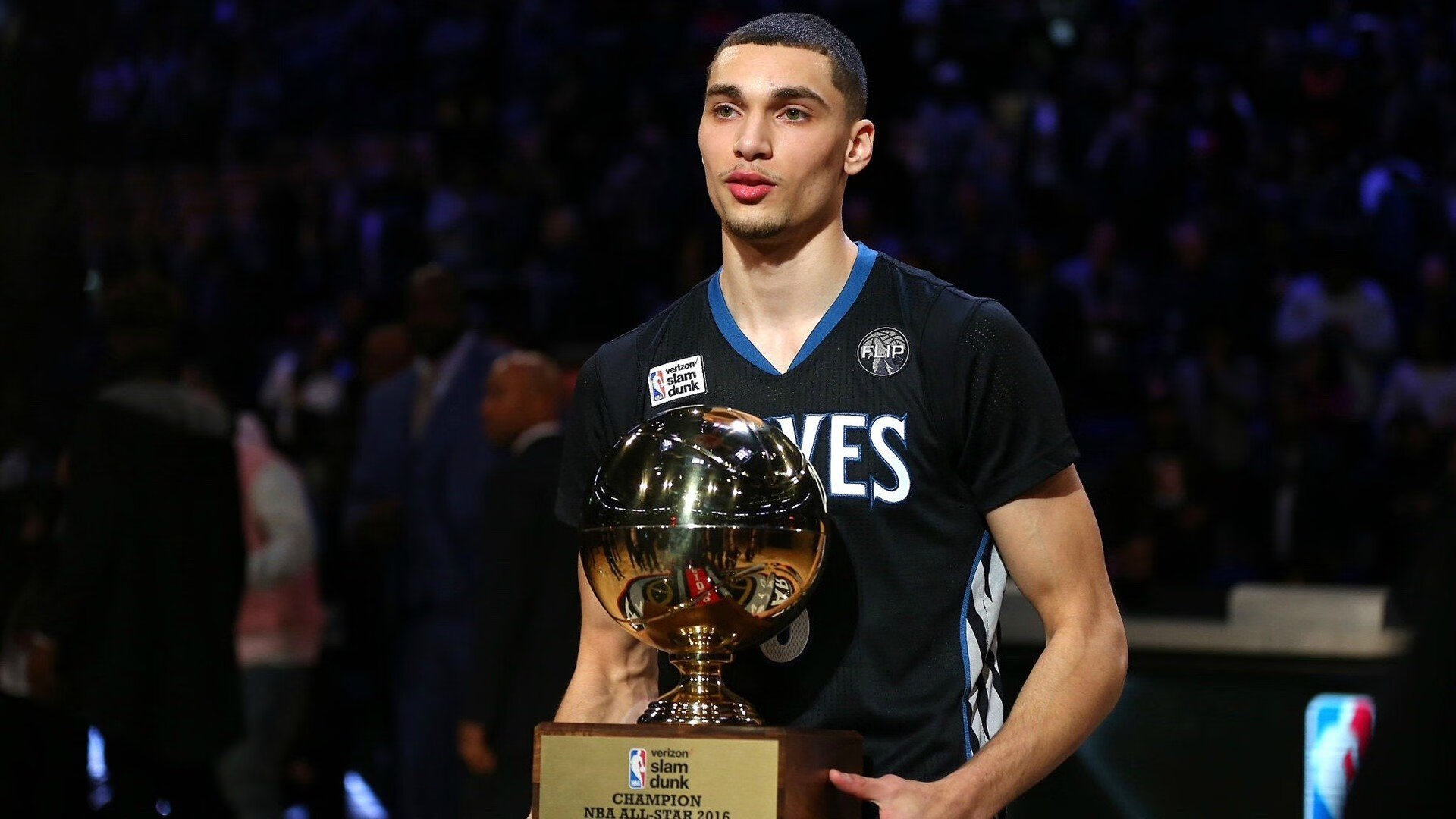 海星直播-穆雷在MAD比赛中败北，刷新纪录引发热议！引发球迷热议